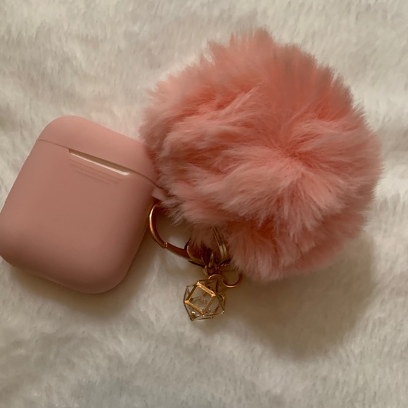 AirPod case - Picture 2 of 3